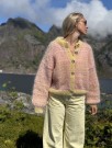 IR 02-41G - Hanami jakke - soft pink - Påfugl - strikkepakke thumbnail