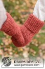 226-57 Friendship Mittens by DROPS Design thumbnail