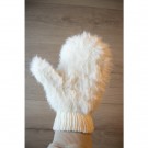 BM 11-14B - Fluffy votter - strikkepakke thumbnail