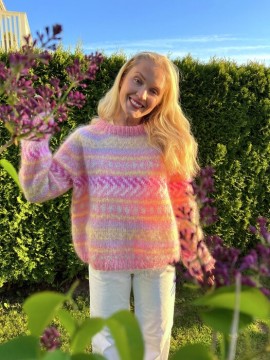 IR 02-05 - Hanami genser raglan - soft pink - Påfugl - strikkepakke