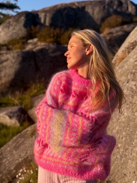 IR 02-02D - Hanami genser - neonrosa - Soft - strikkepakke